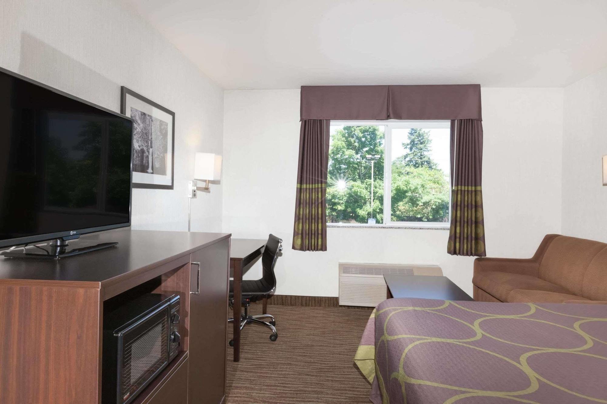Super 8 By Wyndham Gresham/Portland Area Or Hotel Buitenkant foto