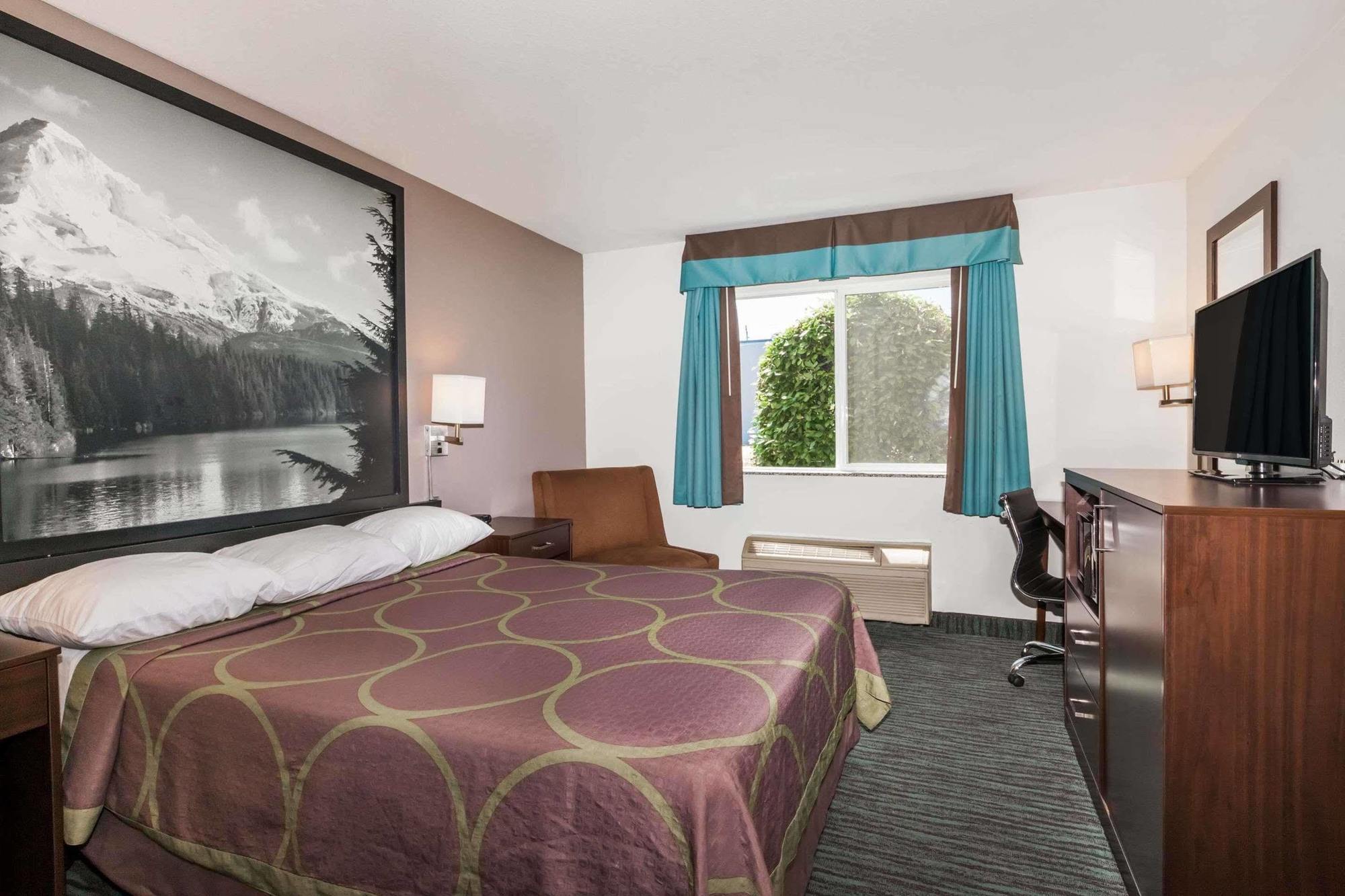 Super 8 By Wyndham Gresham/Portland Area Or Hotel Buitenkant foto