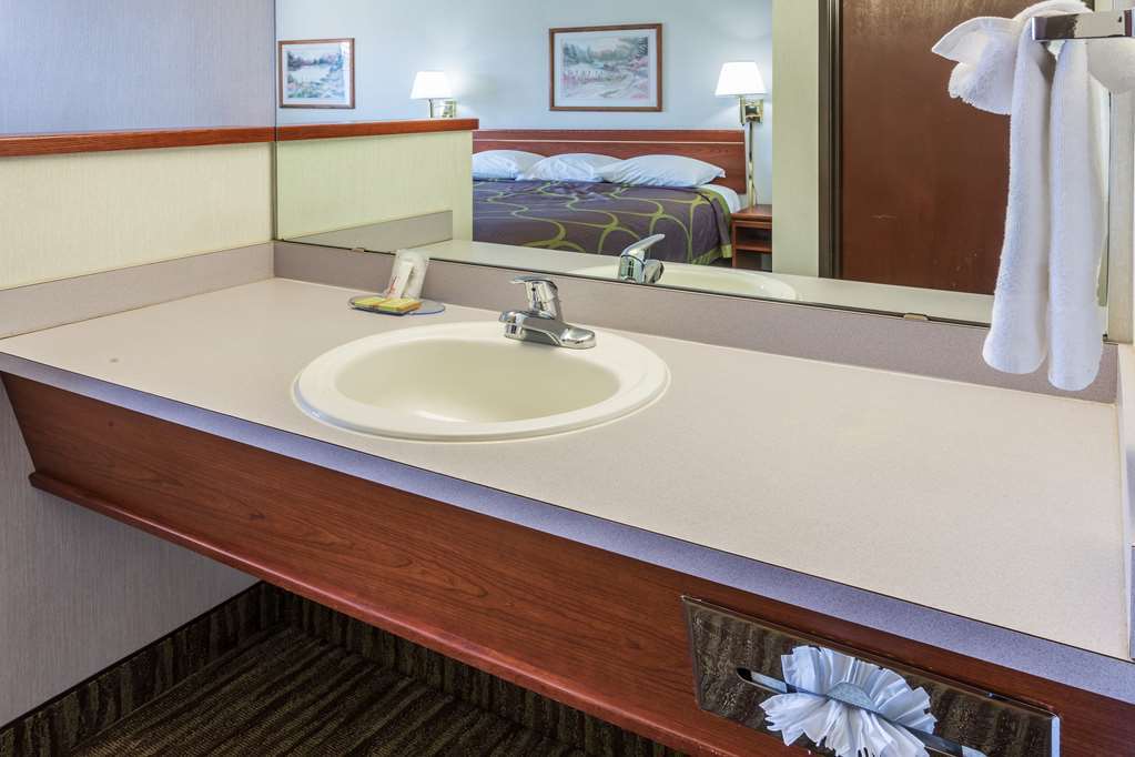 Super 8 By Wyndham Gresham/Portland Area Or Hotel Kamer foto