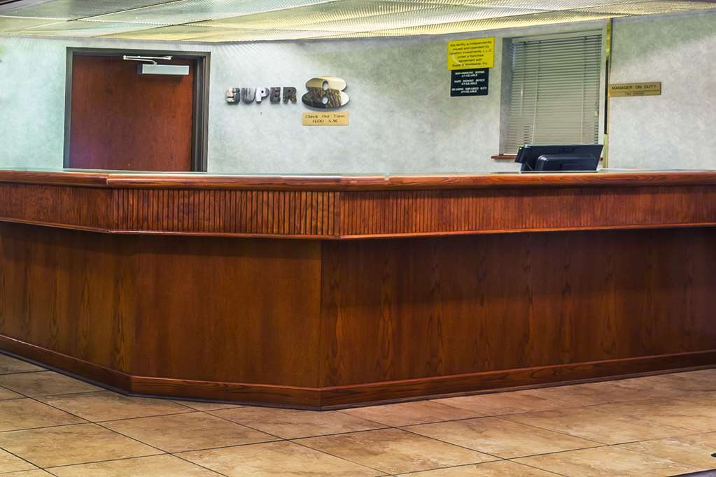 Super 8 By Wyndham Gresham/Portland Area Or Hotel Interieur foto